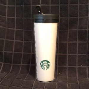 2011 Starbucks 16 Oz ‘Wavy’ tumbler. Never used . MADE IN THE USA !